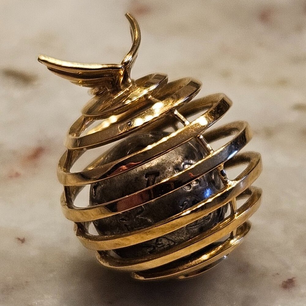RARE VINTAGE MONICA RICH KOSANN MERCURY CREATIVITY PLANET 18k GOLD CHARM PENDANT